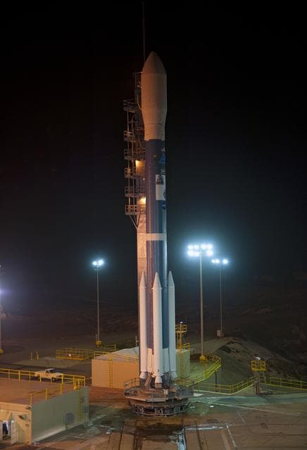 NASA image: KSC-2011-4361