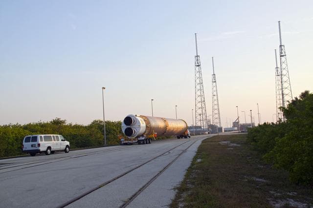 NASA image: KSC-2011-4370
