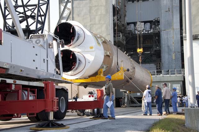 NASA image: KSC-2011-4377