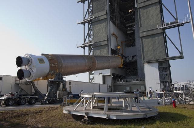 NASA image: KSC-2011-4380