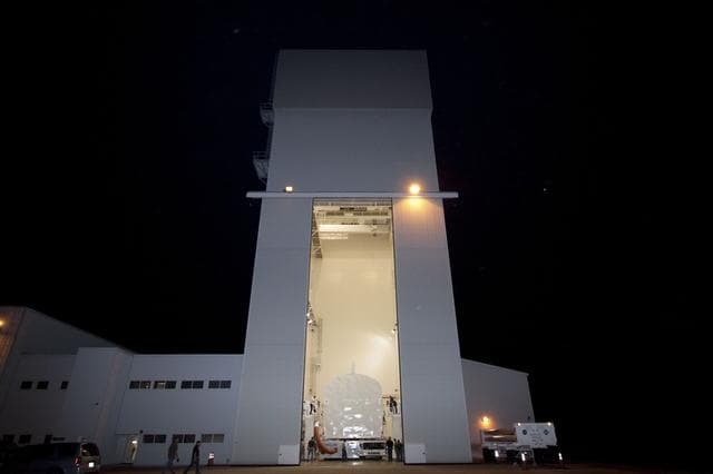 NASA image: KSC-2011-4427