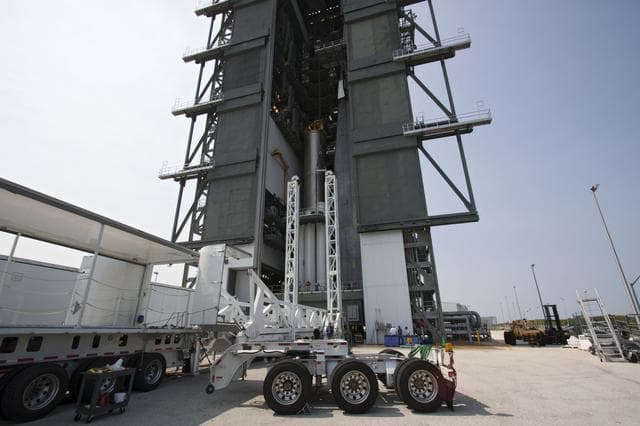 NASA image: KSC-2011-4775