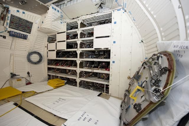 NASA image: KSC-2011-4909