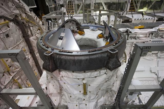 NASA image: KSC-2011-4918