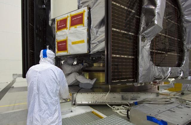 NASA image: KSC-2011-4977