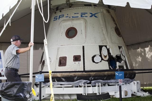 NASA image: KSC-2011-5108