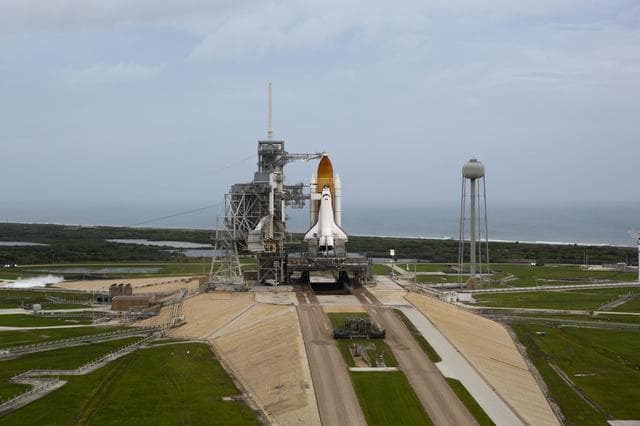 NASA image: KSC-2011-5221