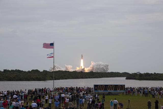 NASA image: KSC-2011-5260