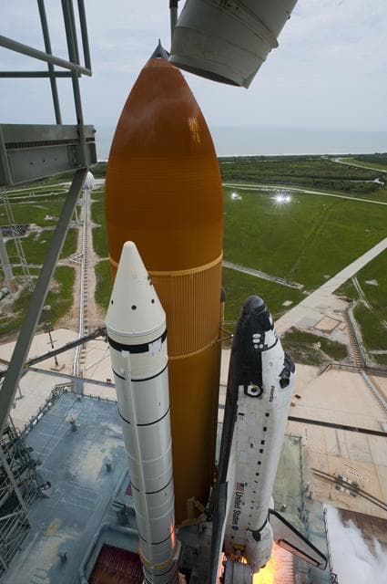 NASA image: KSC-2011-5348