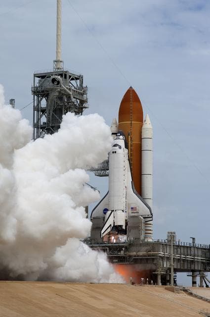 NASA image: KSC-2011-5351