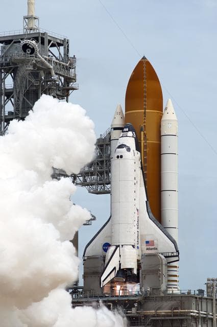 NASA image: KSC-2011-5373