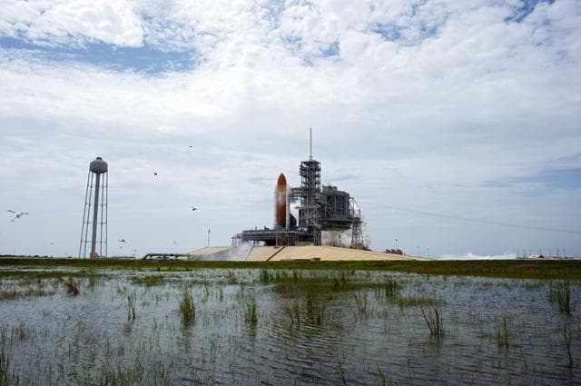 NASA image: KSC-2011-5374