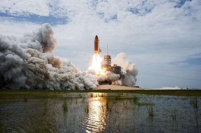 NASA image: KSC-2011-5376