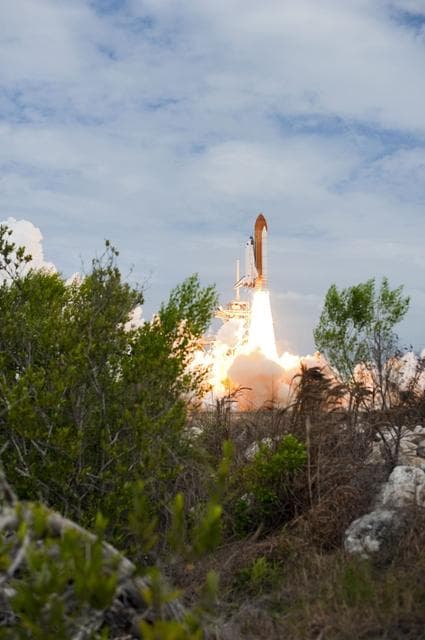 NASA image: KSC-2011-5387