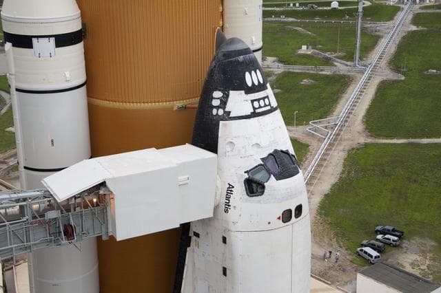 NASA image: KSC-2011-5438