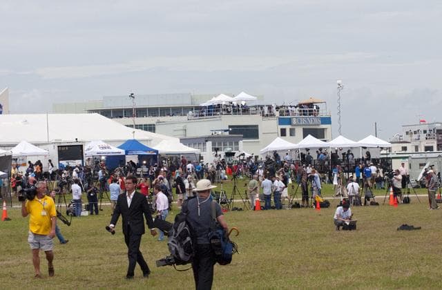 NASA image: KSC-2011-5498