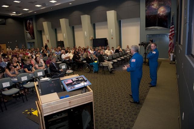NASA image: KSC-2011-5558