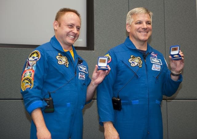 KSC-2011-5559