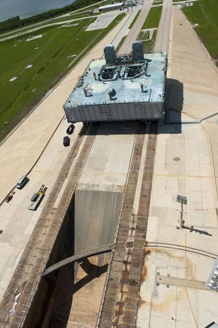 NASA image: KSC-2011-5585