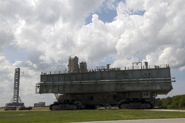 NASA image: KSC-2011-5608