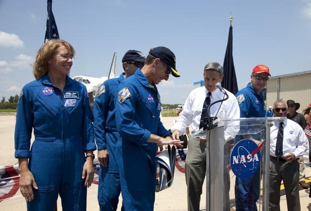 NASA image: KSC-2011-5761