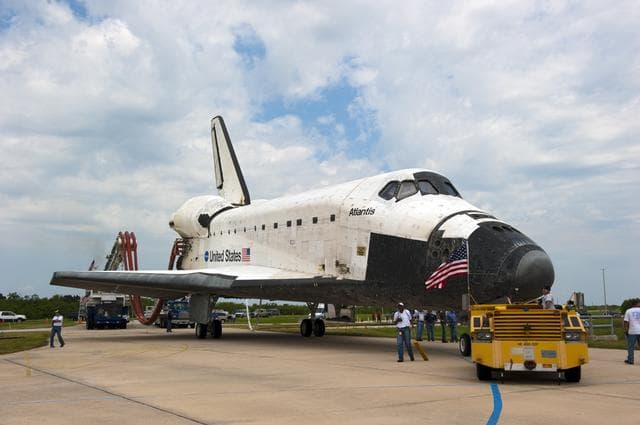 NASA image: KSC-2011-5792