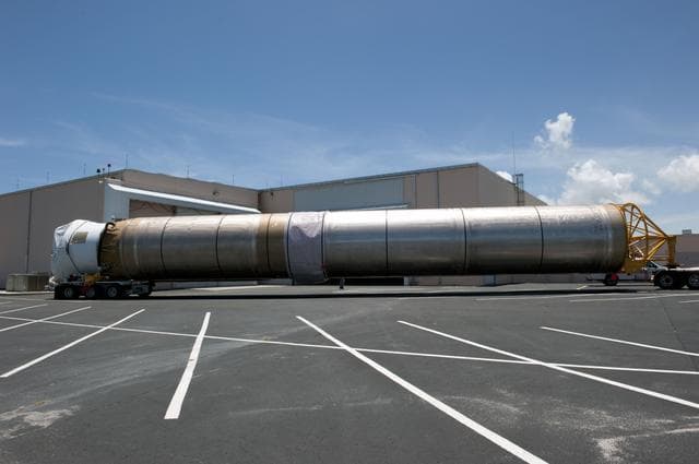 NASA image: KSC-2011-6077