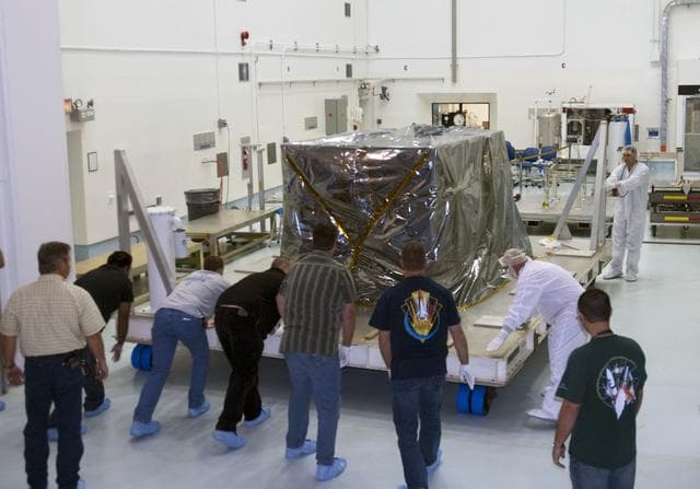 NASA image: KSC-2011-6100