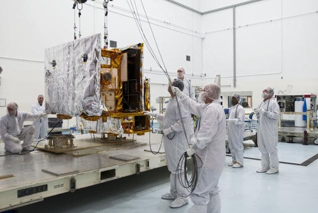 NASA image: KSC-2011-6106