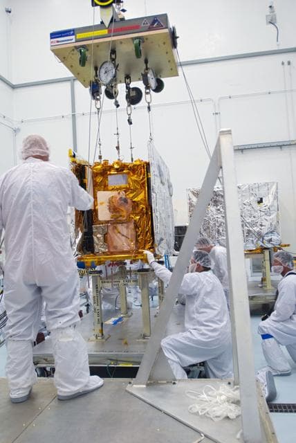 NASA image: KSC-2011-6112