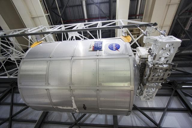NASA image: KSC-2011-6151