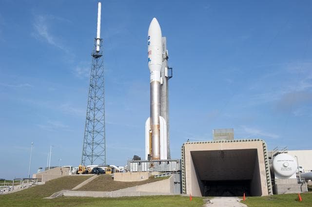 NASA image: KSC-2011-6198