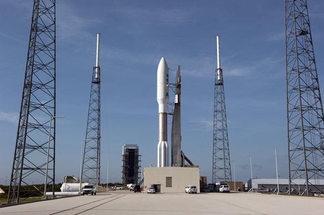 NASA image: KSC-2011-6208