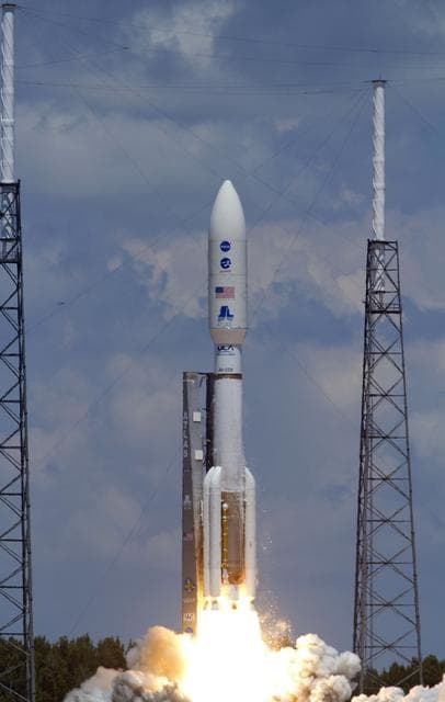 NASA image: KSC-2011-6283