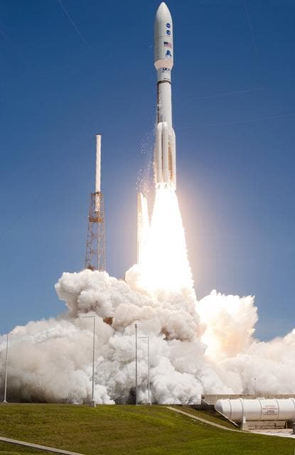 NASA image: KSC-2011-6307