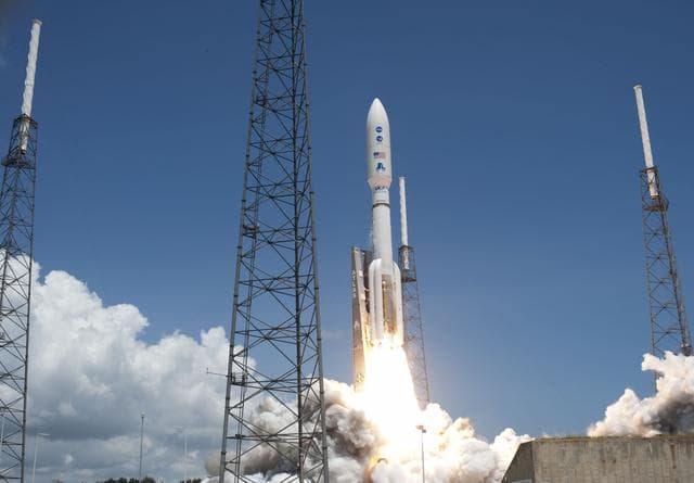 NASA image: KSC-2011-6312