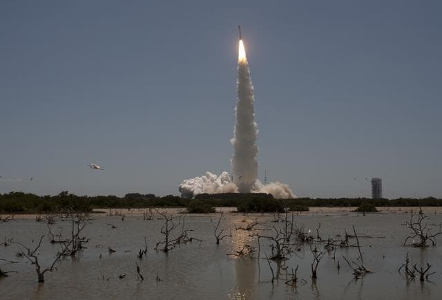 NASA image: KSC-2011-6319