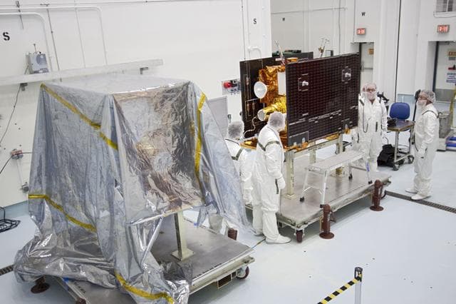 NASA image: KSC-2011-6321