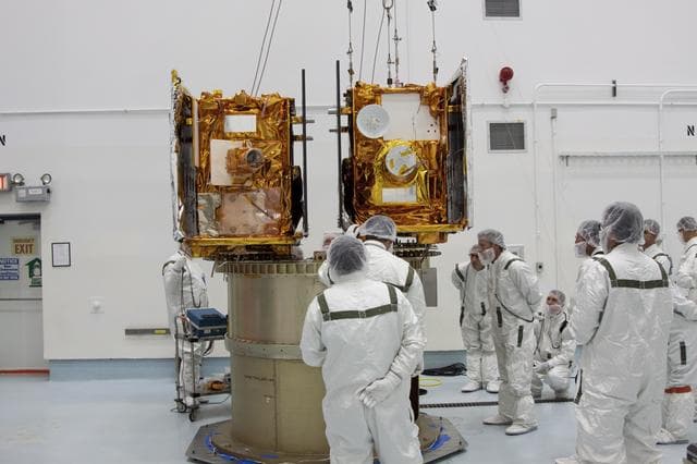 NASA image: KSC-2011-6352