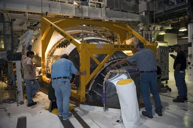 NASA image: KSC-2011-6443