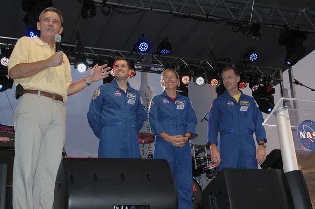NASA image: KSC-2011-6483