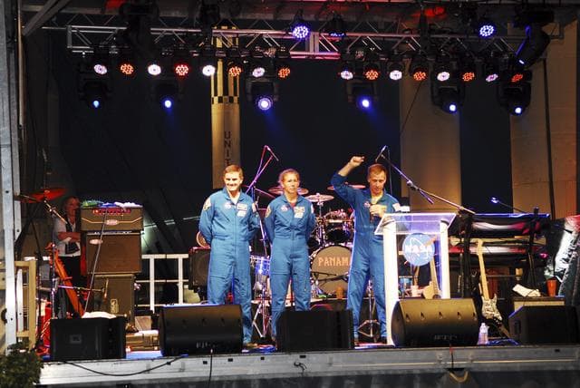 NASA image: KSC-2011-6493