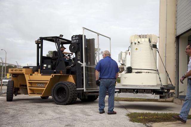 NASA image: KSC-2011-6650