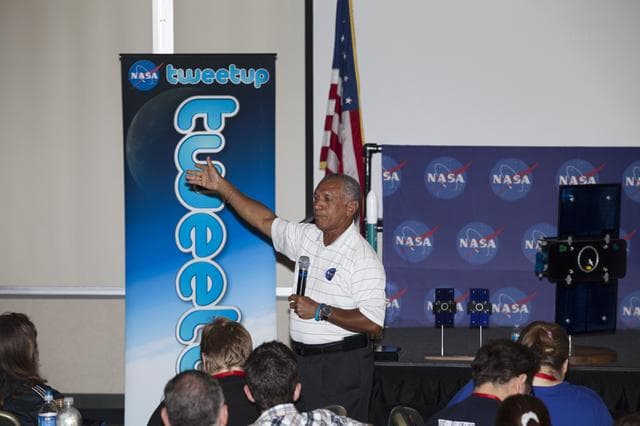 NASA image: KSC-2011-6788