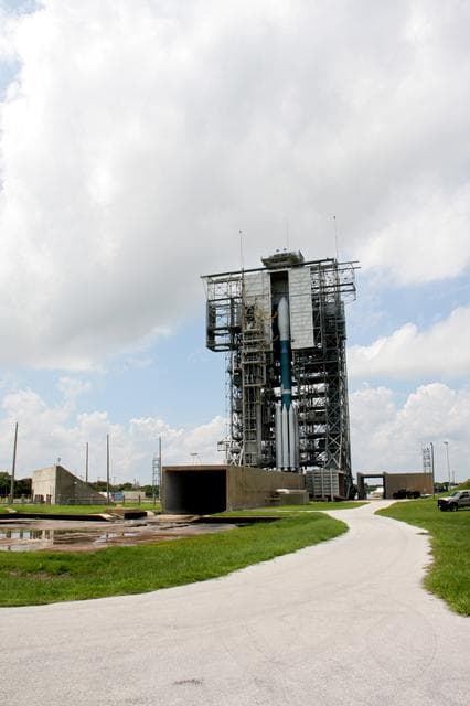 NASA image: KSC-2011-6851