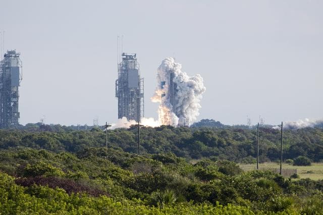 NASA image: KSC-2011-6861