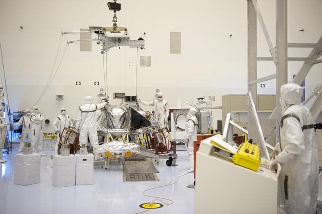 NASA image: KSC-2011-7080