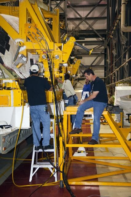 NASA image: KSC-2011-7377