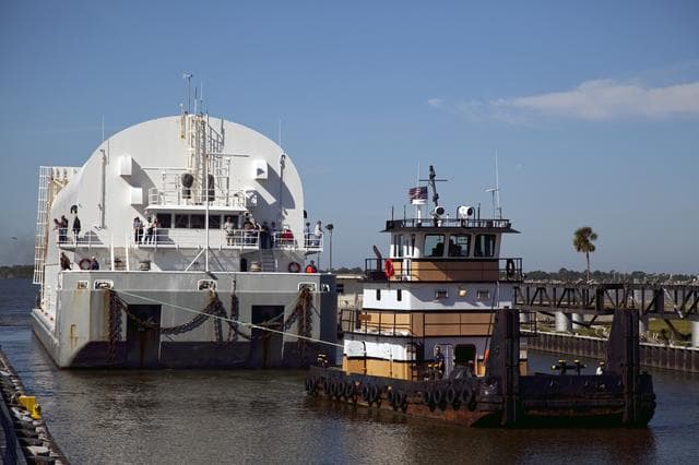 NASA image: KSC-2011-7726