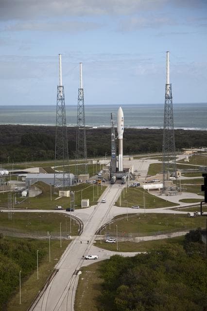 NASA image: KSC-2011-7916